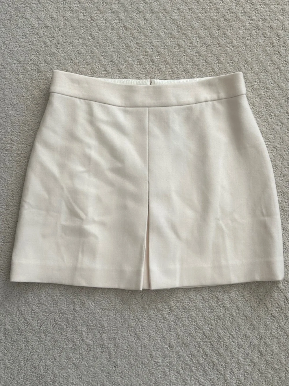 J. Crew 100% Wool Pleated Mini Skirt Ivory 12 Academia Preppy Classic Office NWT
